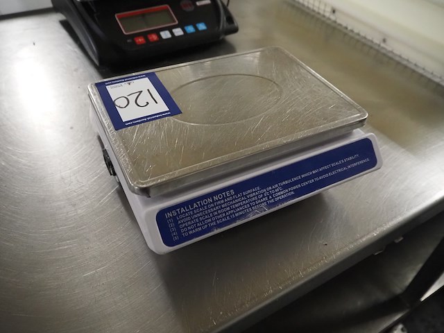 Eva - afbeelding 3 van  9