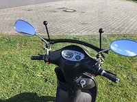 Evader - elektrisch - ev100metro - scooter - afbeelding 2 van  13