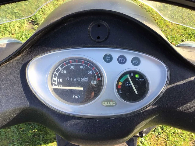 Evader - elektrisch - ev100metro - scooter - afbeelding 13 van  13