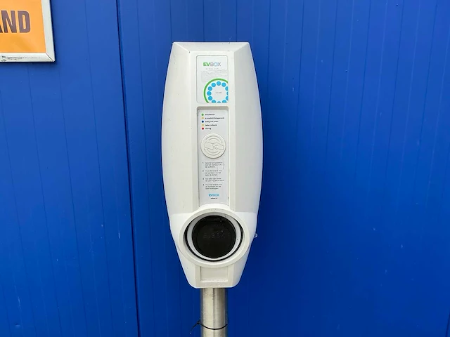 Evbox 11kw dubbele laadpaal - afbeelding 2 van  8
