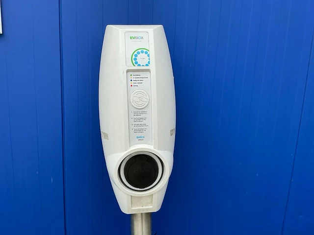 Evbox 11kw dubbele laadpaal - afbeelding 8 van  8