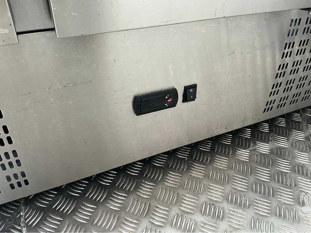 Evels - 1984 - foodtrucks - afbeelding 31 van  67