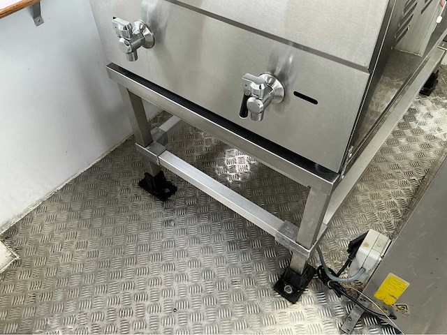 Evels - 1984 - foodtrucks - afbeelding 36 van  67