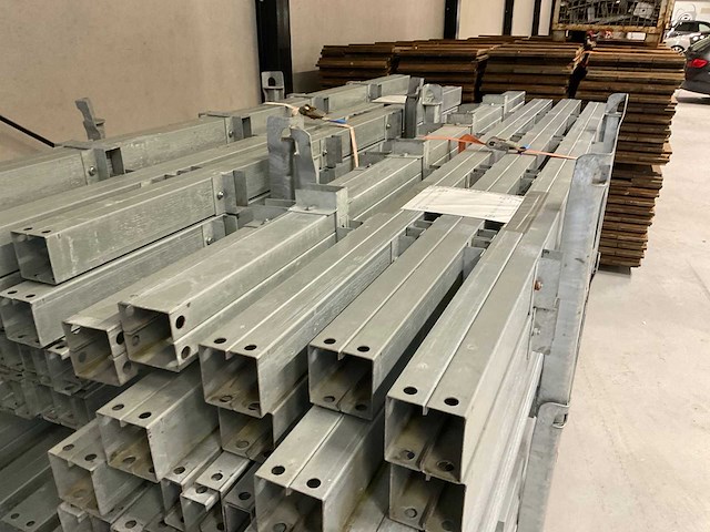 Evenement vloer zelfdragend vloersysteem 288 m2 - afbeelding 15 van  15