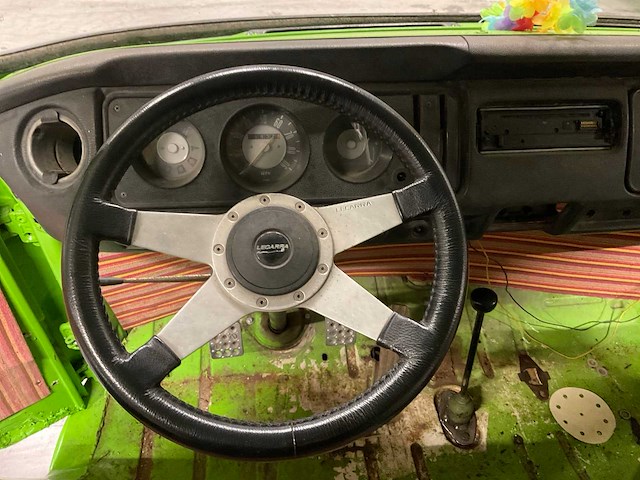 Evenementen volkswagen oldtimer dj bus elloco - afbeelding 11 van  24