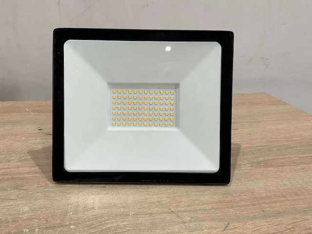 Eversteel led floodlight 4000k led lamp 70 watt (4x) - afbeelding 4 van  8