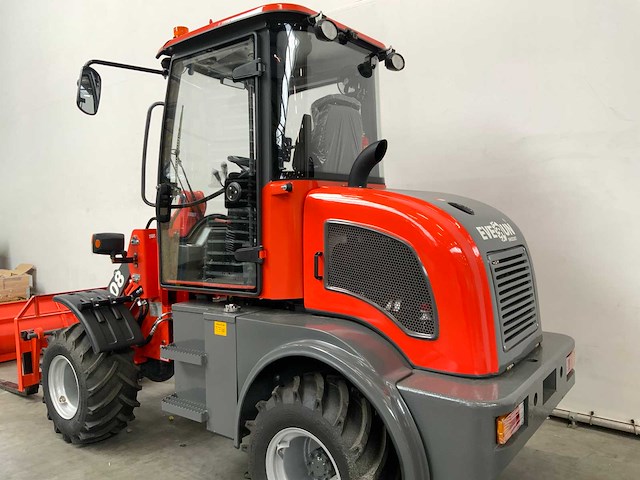 Everun - 2025 - er08 - shovel - afbeelding 29 van  32