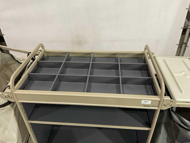 Evinoks registry schoonmaakwagen - afbeelding 10 van  10
