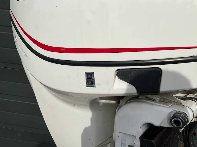 Evinrude - e-tec 2-takt - 150 pk - buitenboordmotor - afbeelding 21 van  21