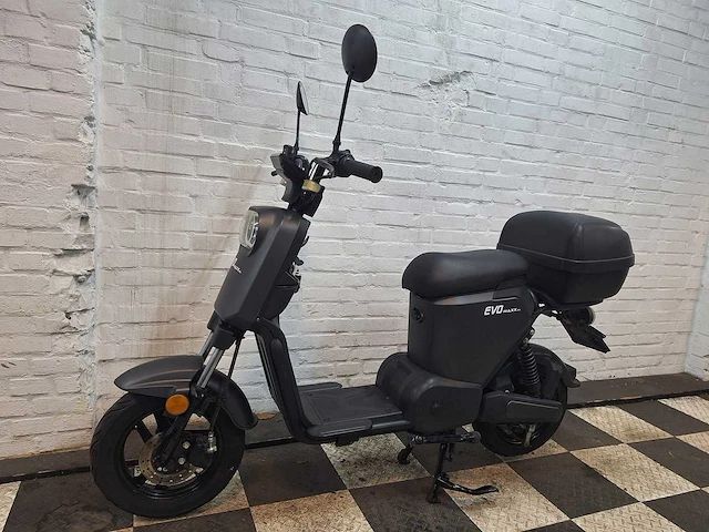 Evo-maxx my1 elektrische snorscooter - afbeelding 2 van  7