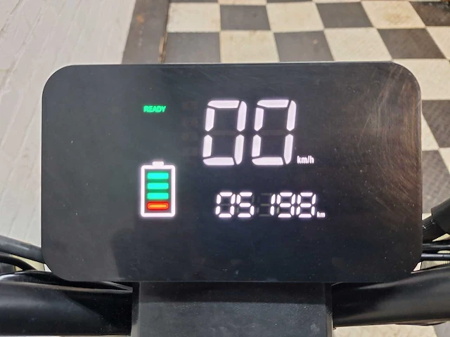 Evo-maxx my1 elektrische snorscooter - afbeelding 4 van  7