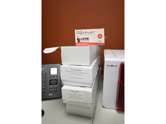 Evolis zenius classic red kaart printer - afbeelding 4 van  5