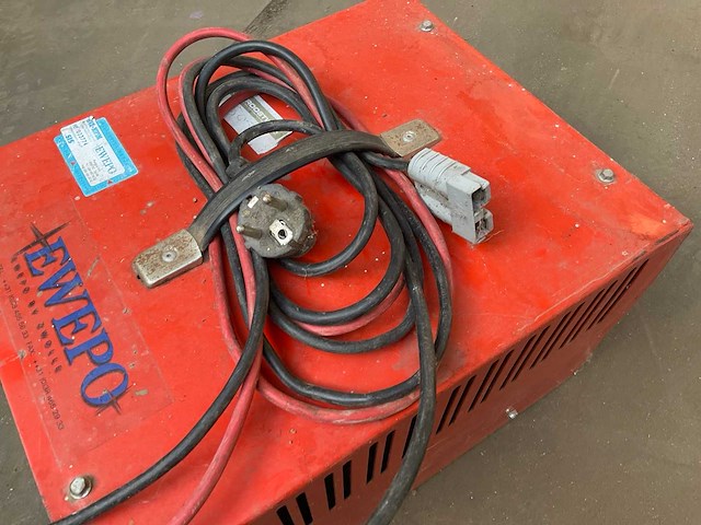 Ewepo mla2430 acculader 24v - afbeelding 3 van  5