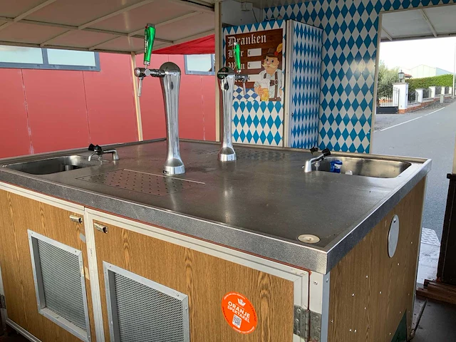 Ewers biertap/verkoopwagen - afbeelding 15 van  31