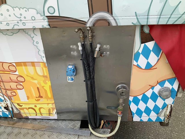 Ewers biertap/verkoopwagen - afbeelding 20 van  31