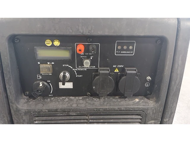 ( ex rental ) generator 3kva benzine hyundai, hy3200sei - afbeelding 7 van  8