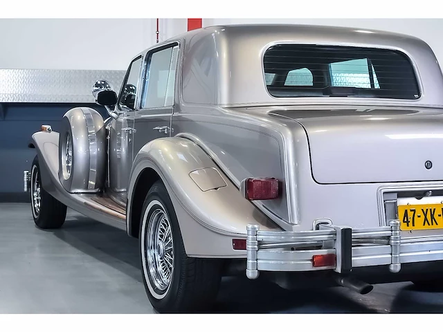 Excalibur series v touring sedan 305ci v8 - 1990 - afbeelding 61 van  100