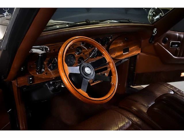 Excalibur series v touring sedan 305ci v8 - 1990 - afbeelding 73 van  100