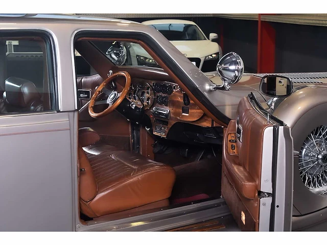 Excalibur series v touring sedan 305ci v8 - 1990 - afbeelding 76 van  100