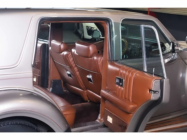 Excalibur series v touring sedan 305ci v8 - 1990 - afbeelding 86 van  100