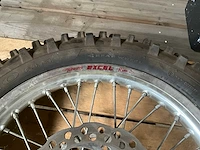 Excel pirelli 140/80r18 crossmotor achterwiel - afbeelding 4 van  5