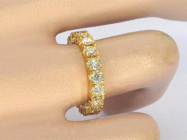 Exclusieve alliance ring met zeer hoge kwaliteit aan diamanten - afbeelding 2 van  8