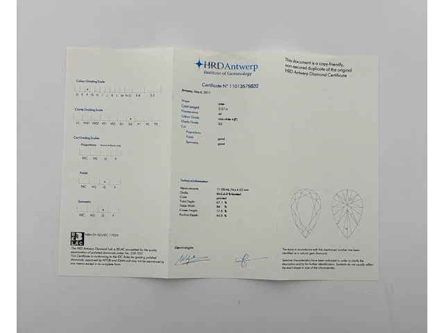 Exclusieve hanger met een druppelvormige natuurlijk geslepen diamant ( hrd gecertificeerd ) - afbeelding 7 van  7