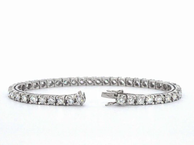 Exclusieve witgouden tennis armband met 5.50 carat hoge kwaliteit briljant geslepen diamanten - afbeelding 4 van  9