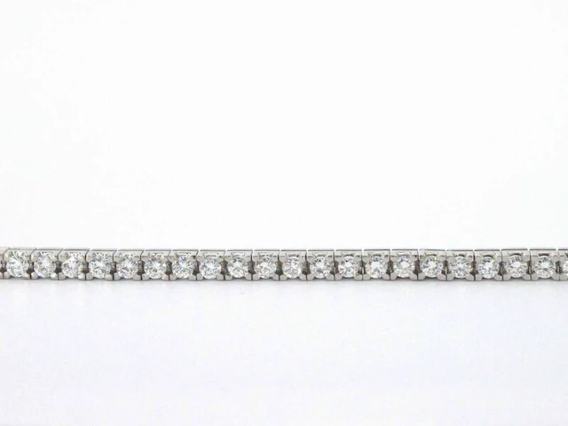 Exclusieve witgouden tennis armband met 5.50 carat hoge kwaliteit briljant geslepen diamanten - afbeelding 5 van  9