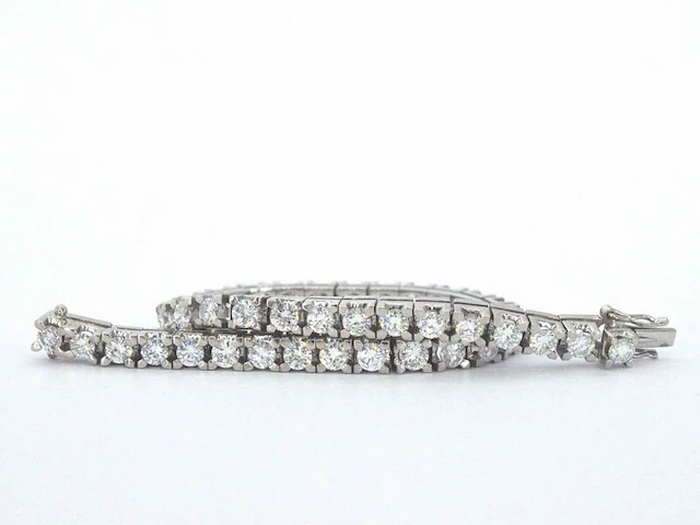 Exclusieve witgouden tennis armband met 5.50 carat hoge kwaliteit briljant geslepen diamanten - afbeelding 6 van  9