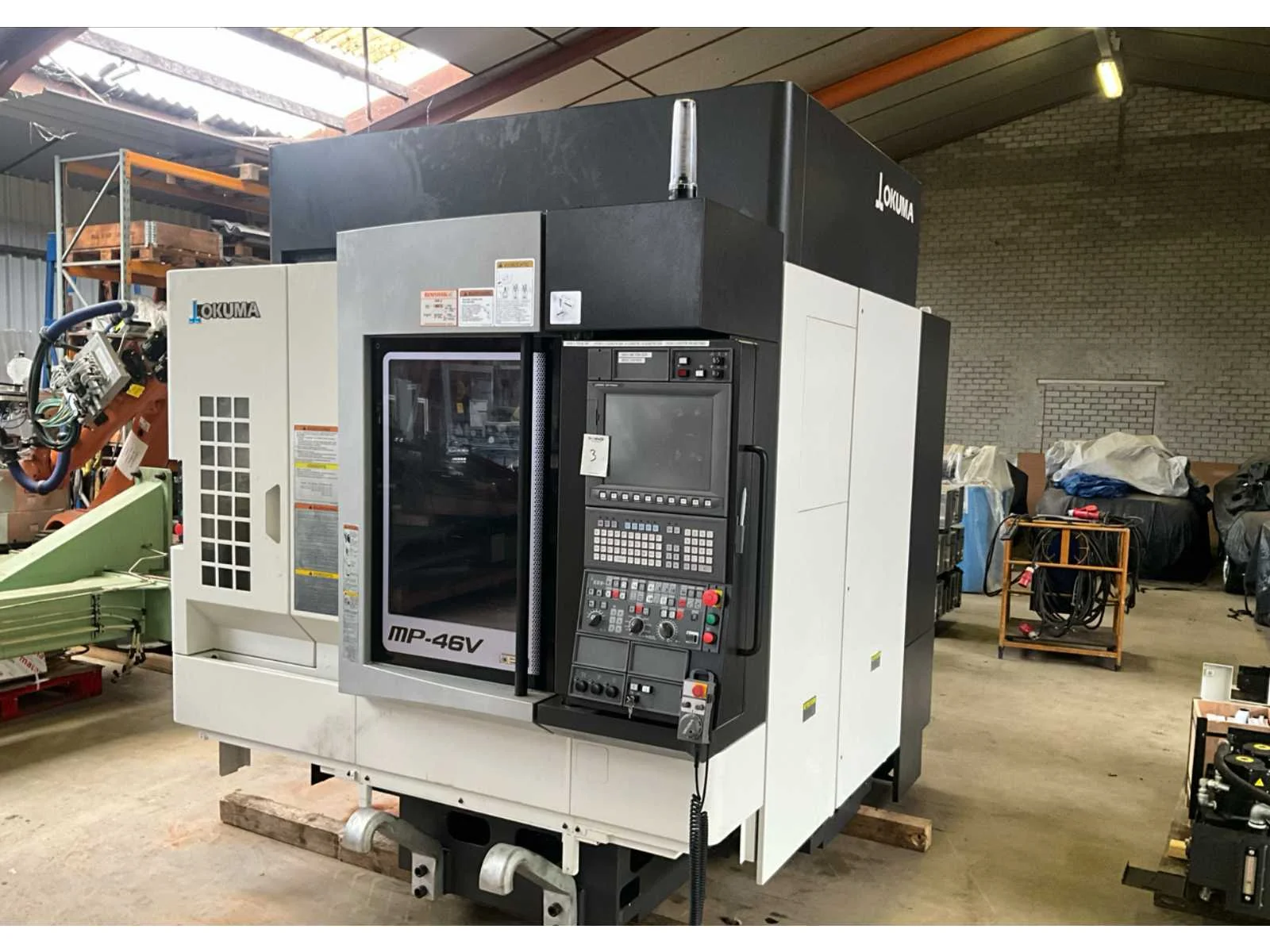 Executieveiling bewerkingscentra, spuitgietmachines en heftruck