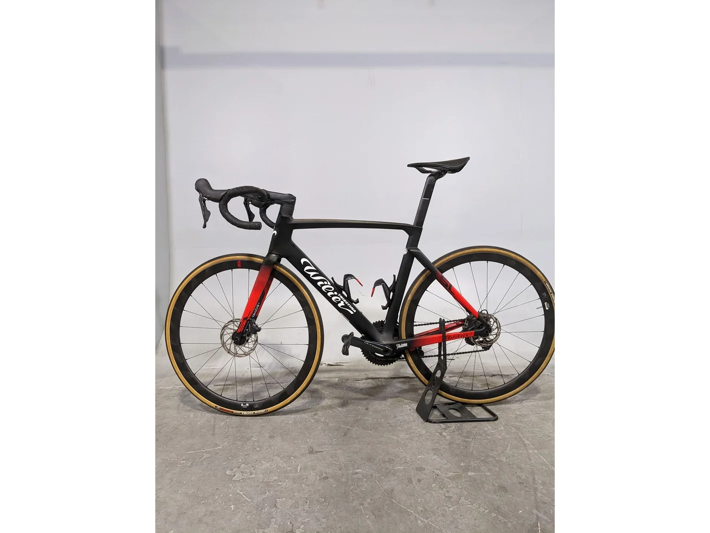 Executieveiling: kunst en racefietsen