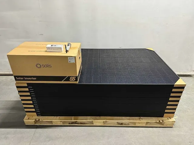 Exiom - set van 16 full black (375 wp) zonnepanelen en 1 solis 5k-s5 omvormer (3-fase) - afbeelding 1 van  11