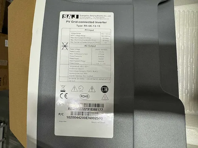 Exiom - set van 20 full black (375 wp) zonnepanelen en 1 saj 6kw omvormer (3-fase) - afbeelding 8 van  9