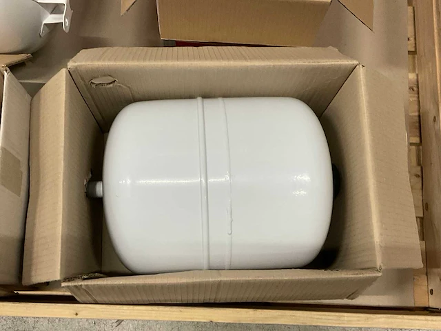 Expansievat (4x) - afbeelding 3 van  5