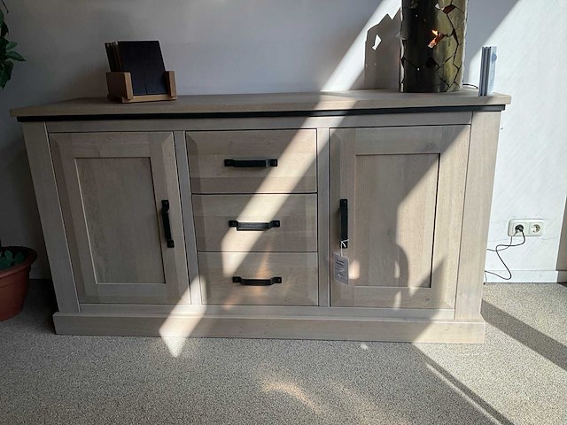 Experience eiken dressoir - afbeelding 1 van  10