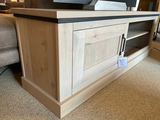 Experience eiken tv meubel - afbeelding 7 van  9