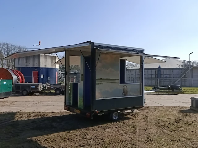 Expositie - markt aanhanger sallas, se, bouwjaar 2020 - afbeelding 5 van  34