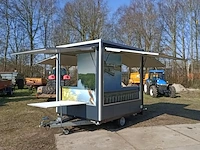 Expositie - markt aanhanger sallas, se, bouwjaar 2020