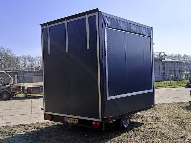 Expositie - markt aanhanger sallas, se, bouwjaar 2020 - afbeelding 30 van  34