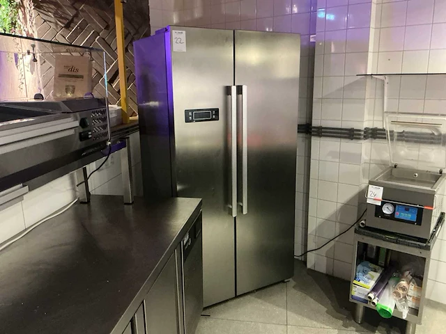 Exquisit sbs 550-4 koel / vries combinatie - afbeelding 1 van  6