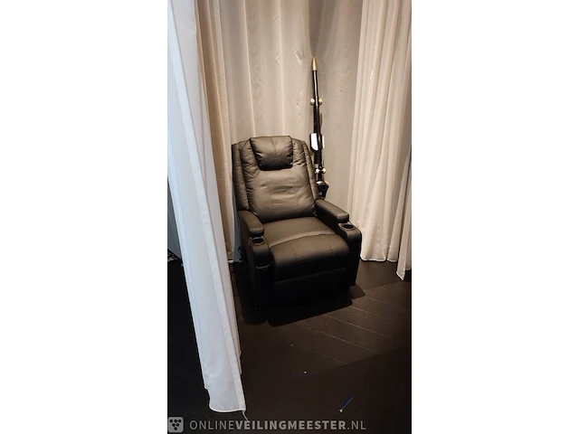 ( extern locatie groningen )behandel apparatuur white smile factory te groningen - afbeelding 14 van  34