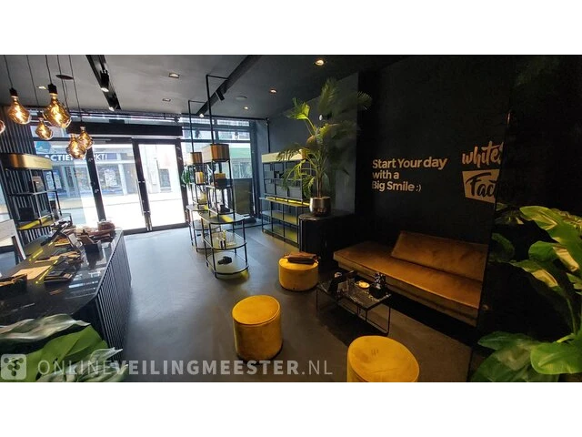 ( extern locatie groningen )inventaris white smile factory te groningen - afbeelding 1 van  48
