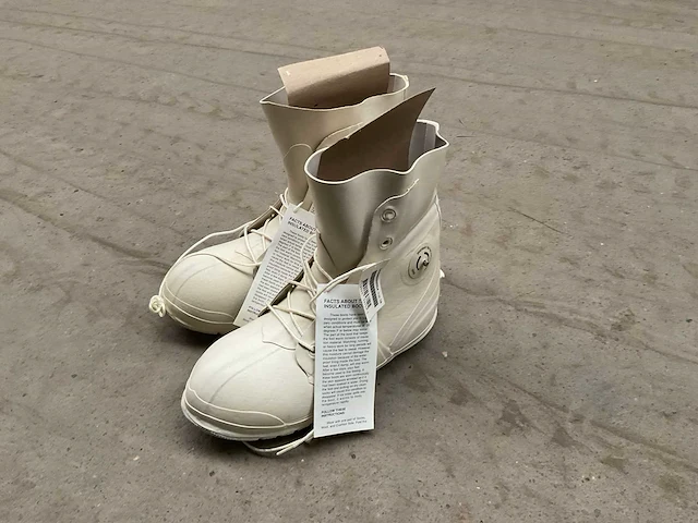 Extreme cold weather boots (40x) - afbeelding 2 van  5