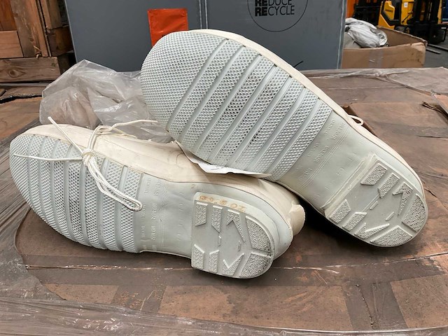 Extreme cold weather boots (40x) - afbeelding 3 van  5