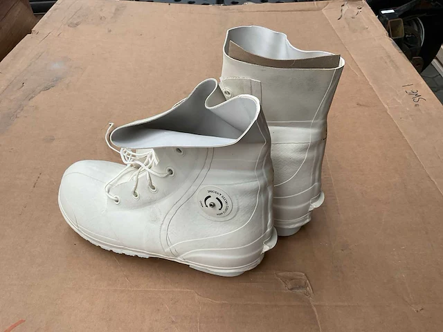 Extreme cold weather boots (65x) - afbeelding 2 van  3