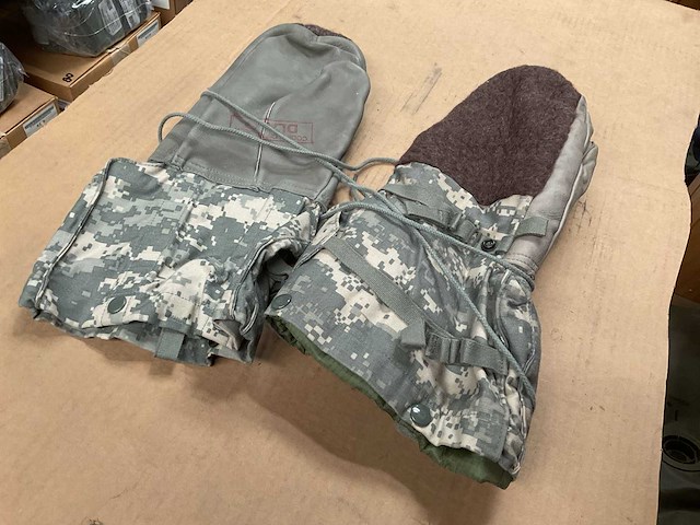 Extreme cold weather mitten set - afbeelding 2 van  3