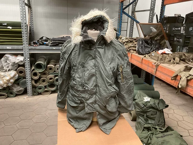Extreme cold weather parka - afbeelding 1 van  3