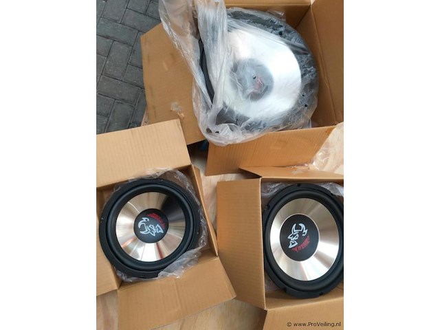 Extreme subwoofers 3 x - afbeelding 2 van  4