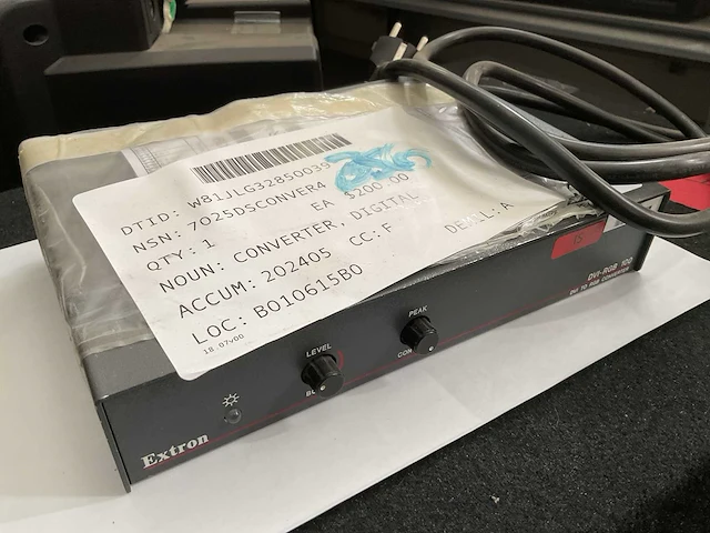 Extron dvi-rgb 100 digital converter - afbeelding 1 van  3
